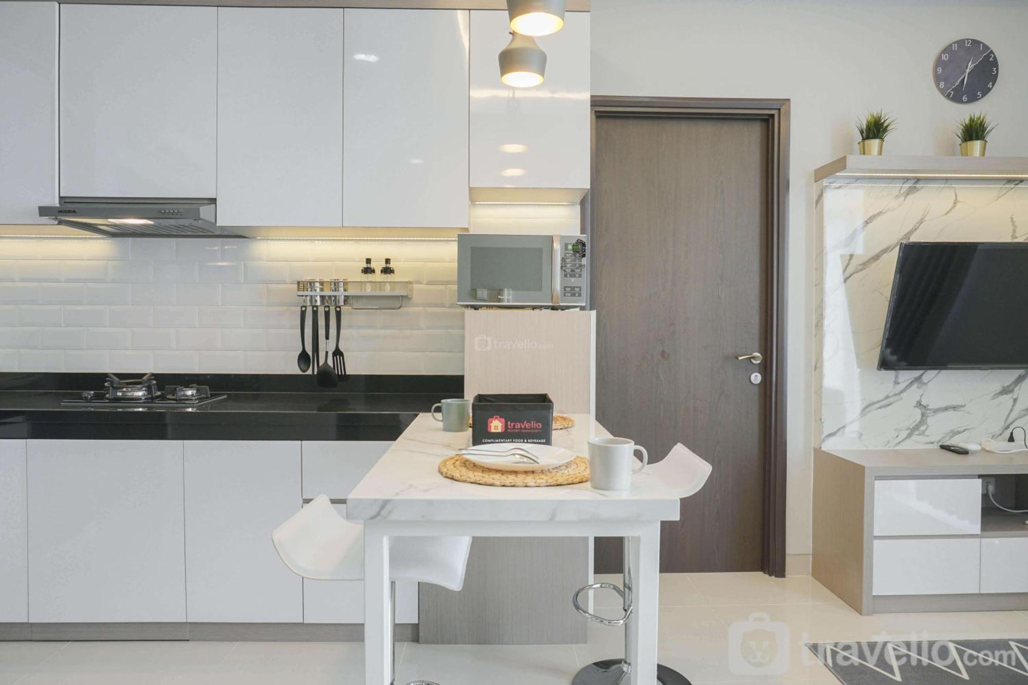 Pangsapuri Luxury Design 2br At Ciputra International By Travelio Jakarta